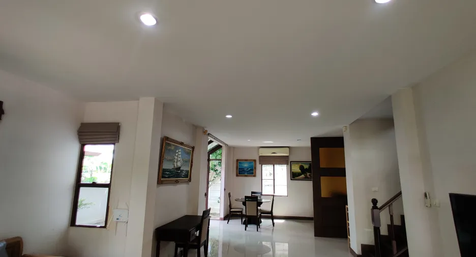 For rent 4 bedrooms house in Hua Hin, Prachuap Khiri Khan