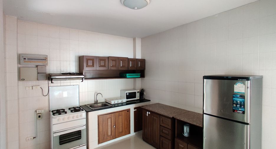 For rent 4 bedrooms house in Hua Hin, Prachuap Khiri Khan
