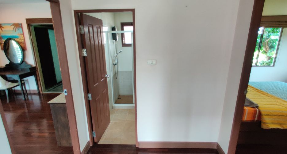 For rent 4 bedrooms house in Hua Hin, Prachuap Khiri Khan