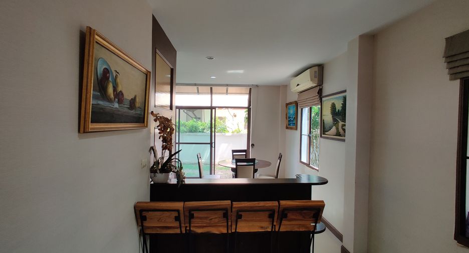 For rent 4 bedrooms house in Hua Hin, Prachuap Khiri Khan