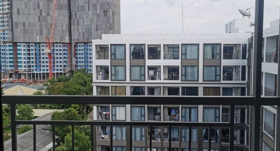 For sale 1 bed condo in Bang Na, Bangkok