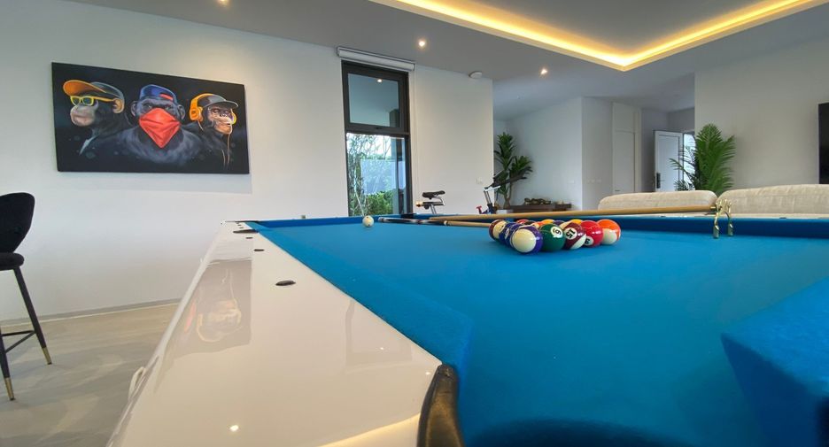 For sale 4 bedrooms villa in Hua Hin, Prachuap Khiri Khan