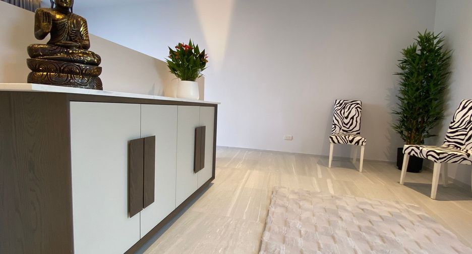 For sale 4 bedrooms villa in Hua Hin, Prachuap Khiri Khan