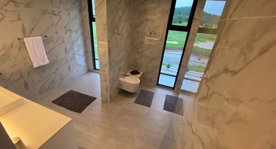 For sale 4 bedrooms villa in Hua Hin, Prachuap Khiri Khan