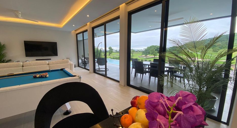 For sale 4 bedrooms villa in Hua Hin, Prachuap Khiri Khan