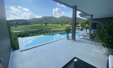 For sale 4 ベッドルーム villa in Hua Hin, Prachuap Khiri Khan