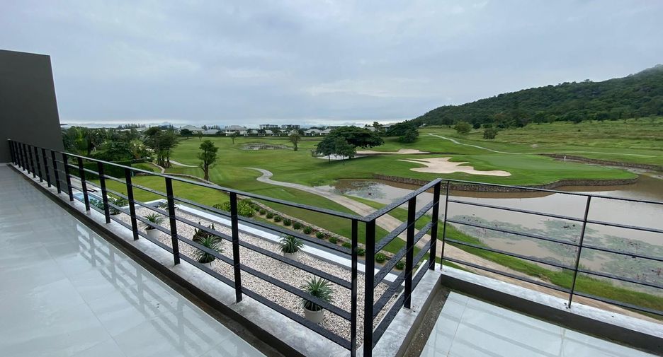 For sale 4 bedrooms villa in Hua Hin, Prachuap Khiri Khan