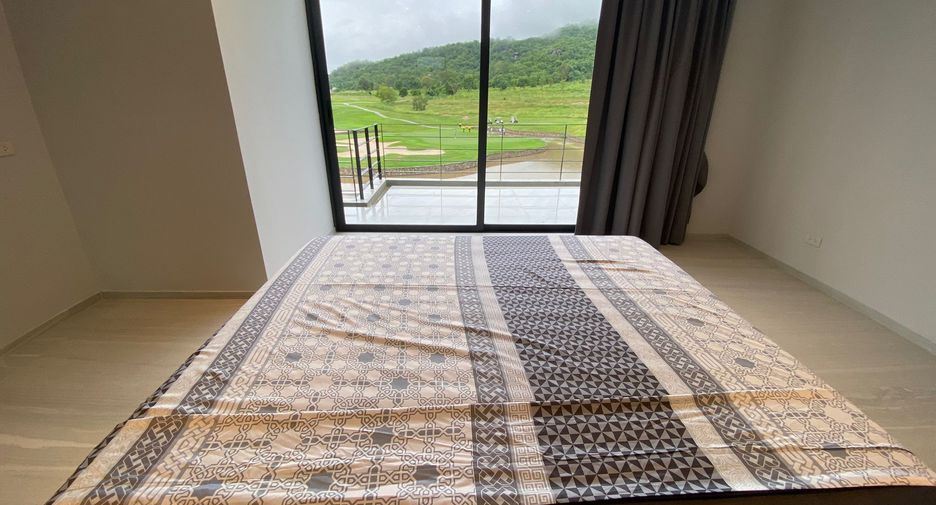 For sale 4 bedrooms villa in Hua Hin, Prachuap Khiri Khan