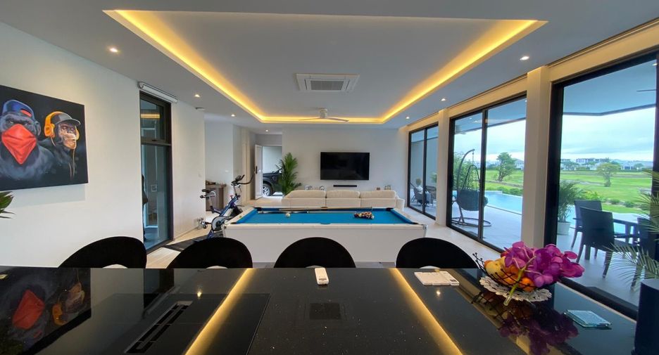 For sale 4 bedrooms villa in Hua Hin, Prachuap Khiri Khan