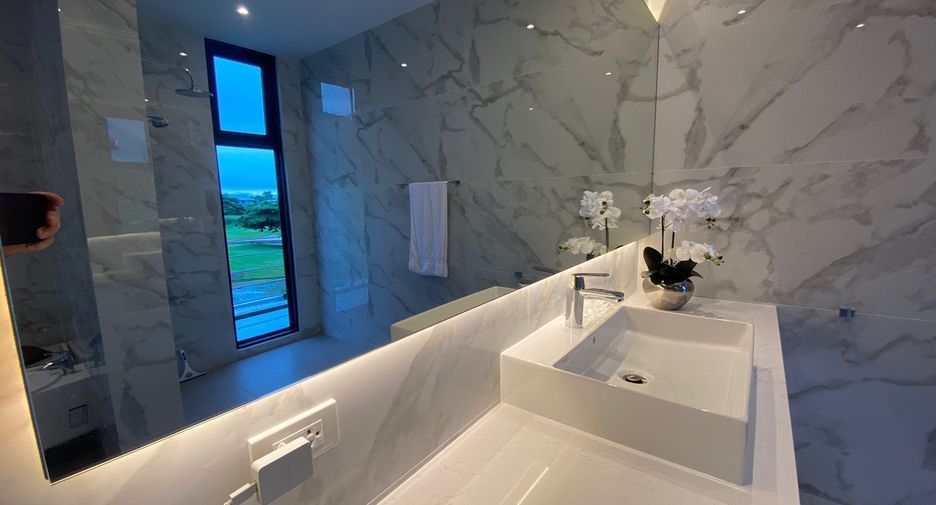 For sale 4 bedrooms villa in Hua Hin, Prachuap Khiri Khan