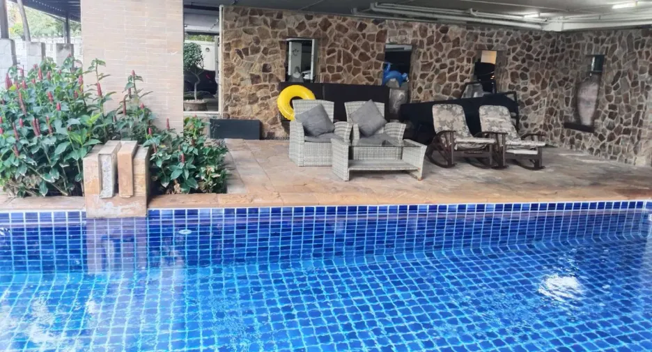 For rent 3 bedrooms condo in Bang Lamung, Chonburi