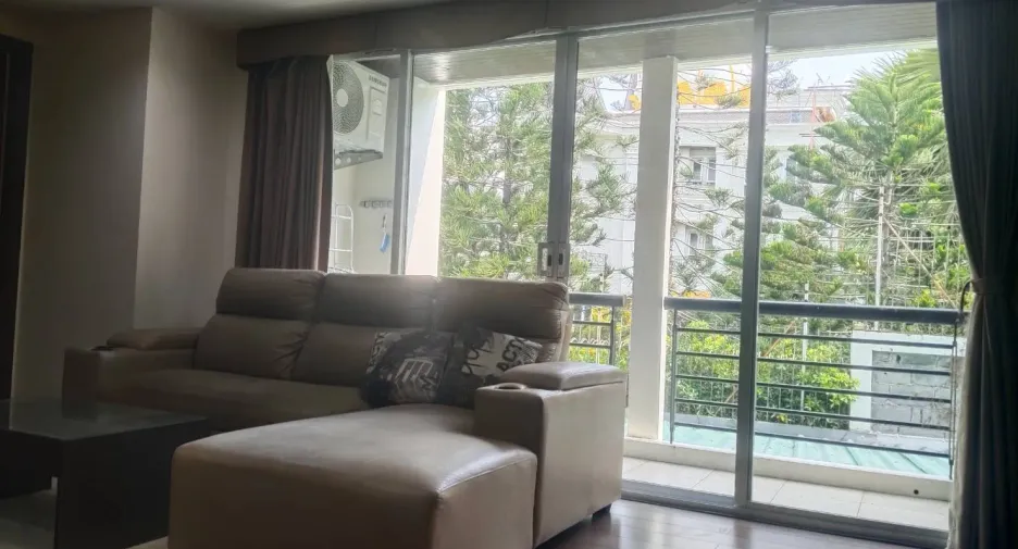 For rent 3 bedrooms condo in Bang Lamung, Chonburi