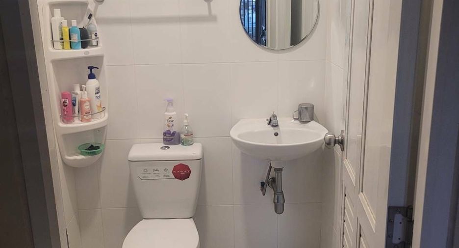 For sale 4 bedrooms house in Mueang Chiang Mai, Chiang Mai