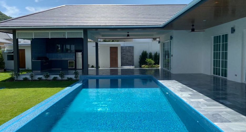 For sale 3 bedrooms house in Hua Hin, Prachuap Khiri Khan