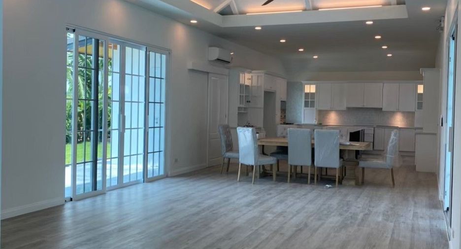 For sale 3 bedrooms house in Hua Hin, Prachuap Khiri Khan