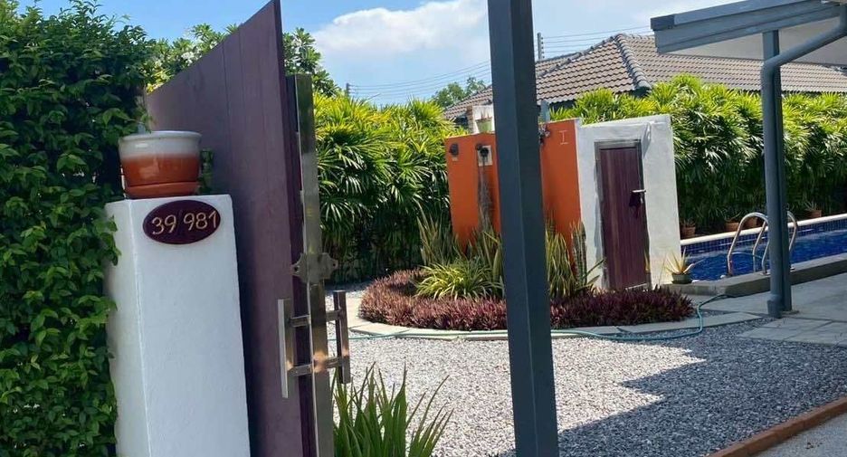 For sale 3 bedrooms house in Hua Hin, Prachuap Khiri Khan