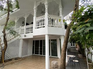 For sale 4 ベッドルーム townhouse in Mueang Samut Prakan, Samut Prakan
