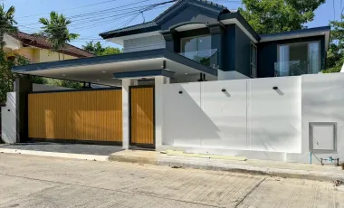 Villa zum Kauf mit 4 Zimmer in Mueang Phuket, Phuket