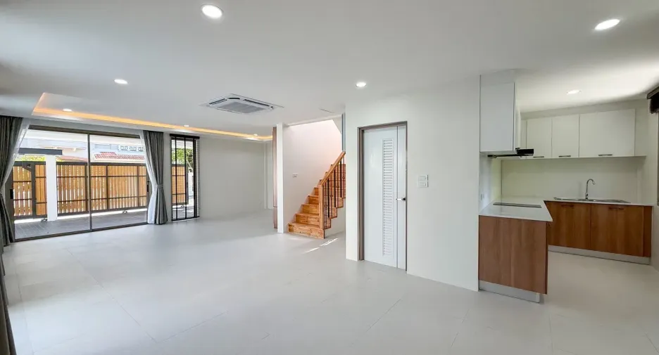 ขาย 4 ห้องนอน วิลล่า ใน เมืองภูเก็ต, ภูเก็ต