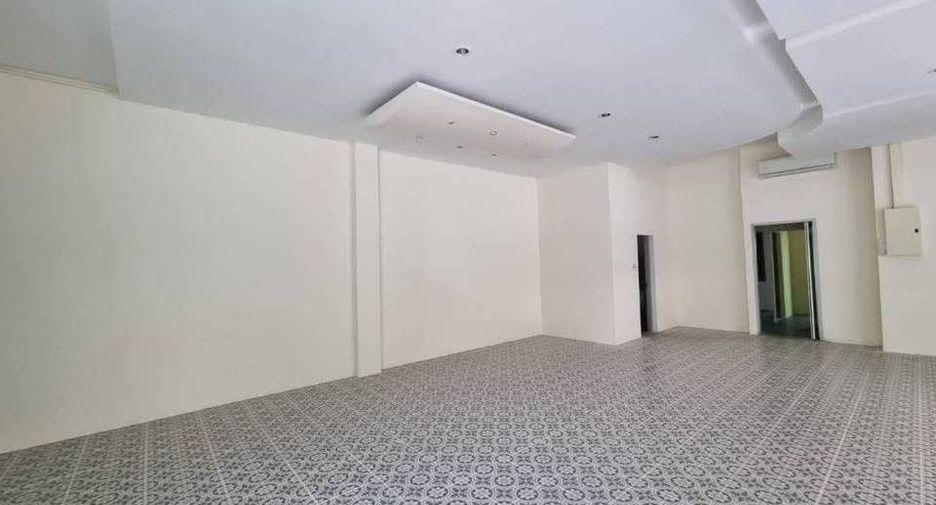 For sale そして for rent 5 ベッドルーム retail Space in Bang Lamung, Chonburi