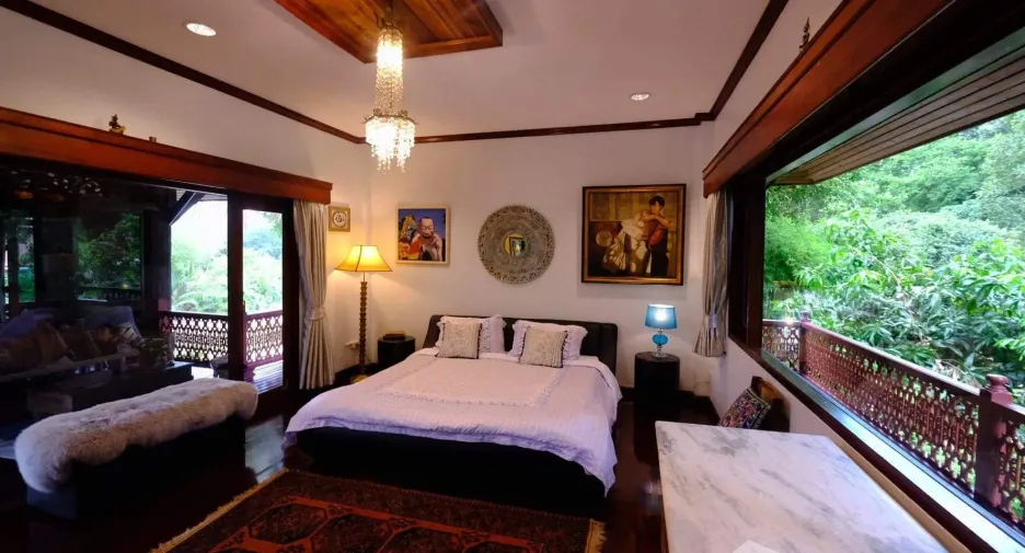 For sale 9 bedrooms villa in Mueang Rayong, Rayong