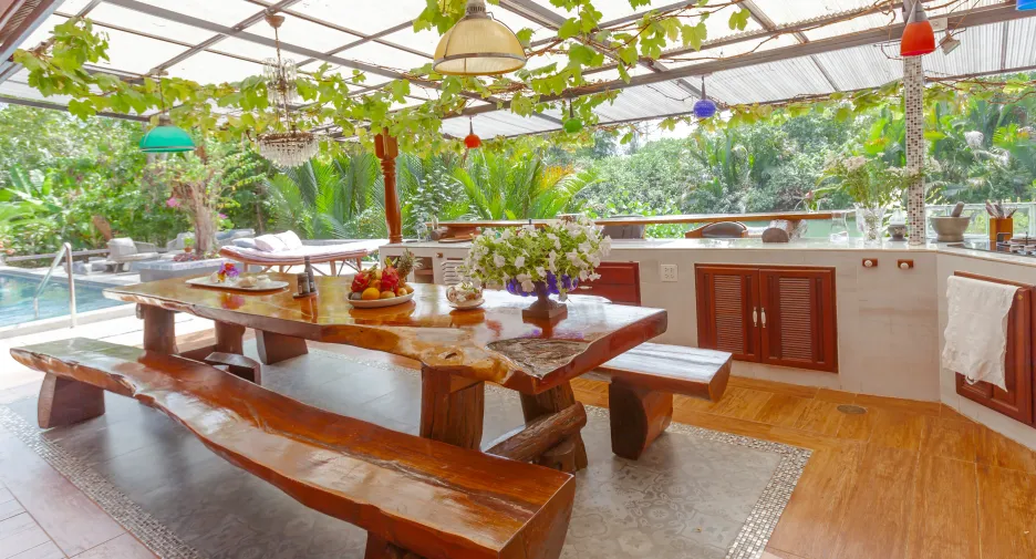 For sale 9 bedrooms villa in Mueang Rayong, Rayong