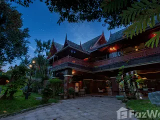 For sale 9 bedrooms villa in Mueang Rayong, Rayong