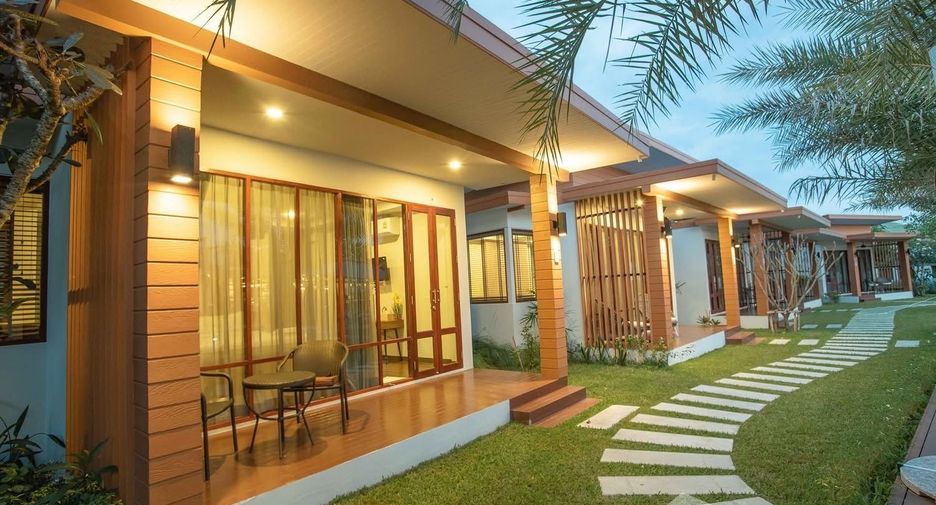 For rent 9 bedrooms villa in Hua Hin, Prachuap Khiri Khan