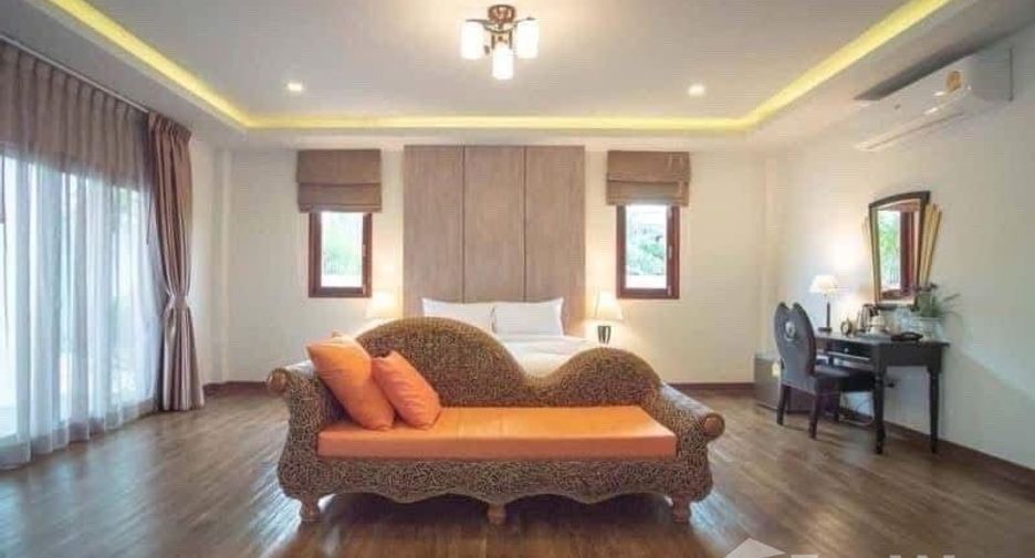 For rent 9 bedrooms villa in Hua Hin, Prachuap Khiri Khan