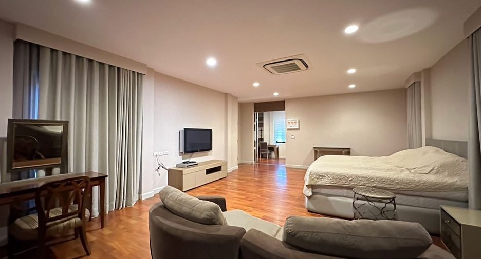 Haus zum Kauf und zur Miete mit 5 Zimmer in Khan Na Yao, Bangkok