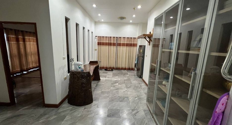 For sale 3 bedrooms house in Mueang Khon Kaen, Khon Kaen