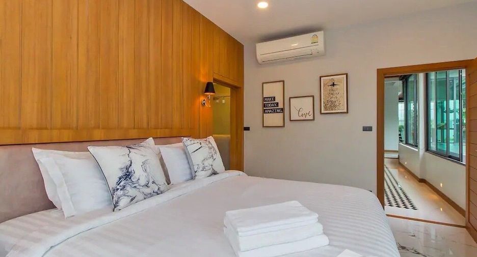 For rent 4 bedrooms villa in Bang Lamung, Chonburi