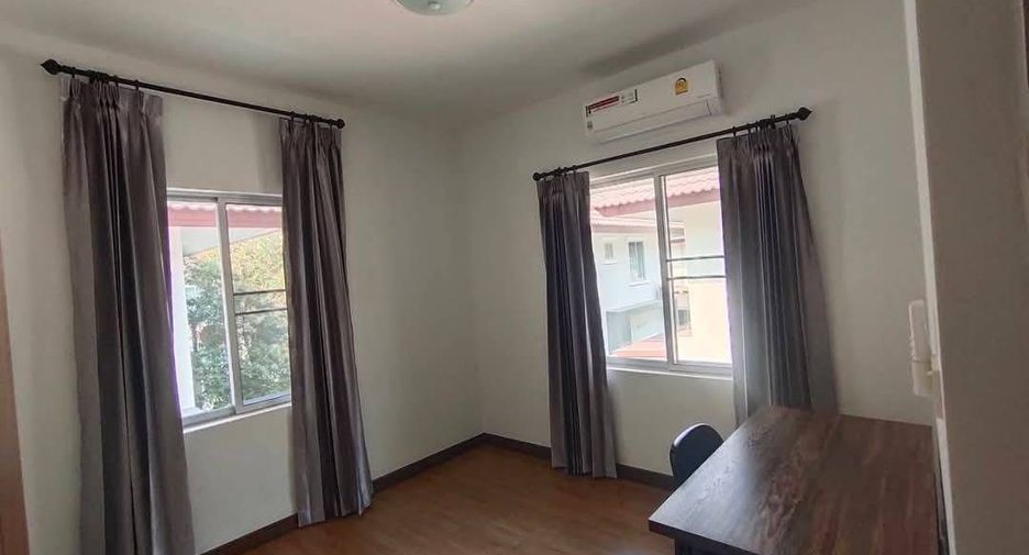 Haus zum Kauf mit 3 Zimmer in San Kamphaeng, Chiang Mai