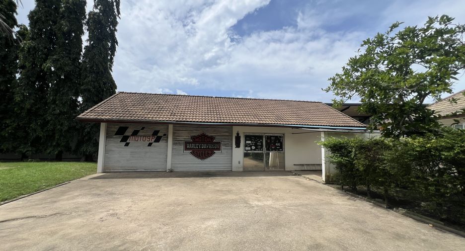 For sale 4 bedrooms villa in Mueang Phuket, Phuket
