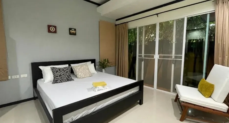 For rent 3 bedrooms villa in Mueang Phuket, Phuket