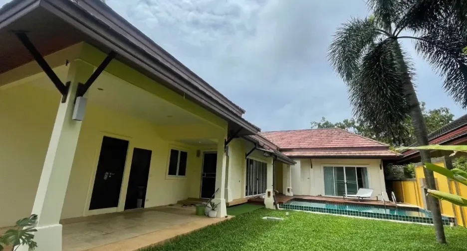 For rent 3 bedrooms villa in Mueang Phuket, Phuket