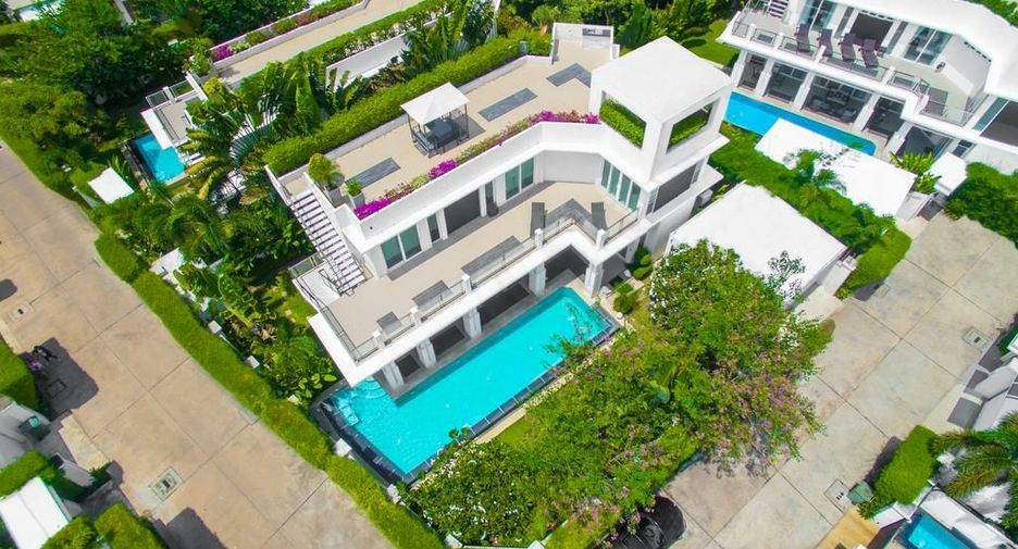 For sale 4 bedrooms villa in Bang Lamung, Chonburi