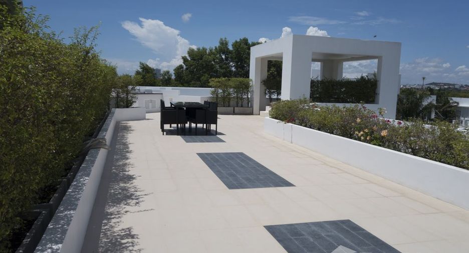 For sale 4 bedrooms villa in Bang Lamung, Chonburi