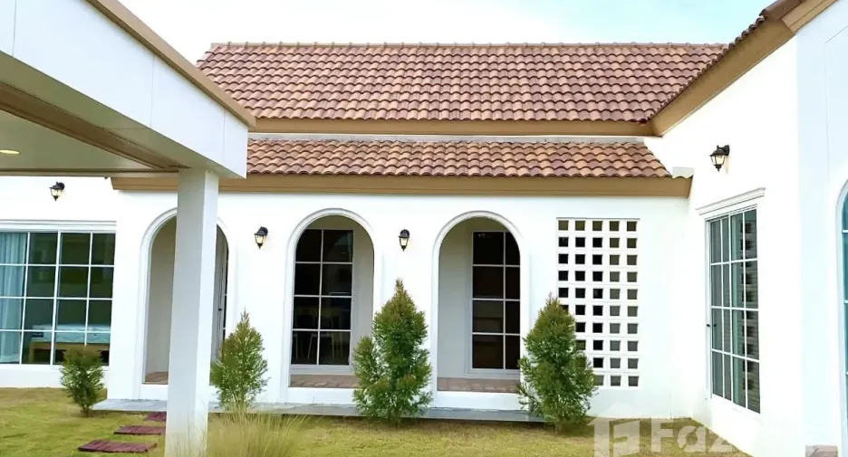 For sale and for rent 4 bedrooms house in Hua Hin, Prachuap Khiri Khan