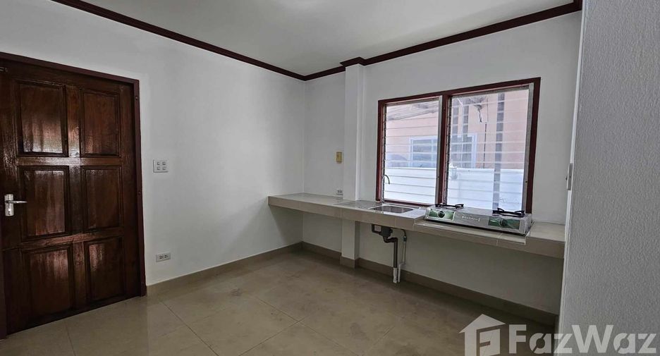 For sale 3 ベッドルーム house in Bang Khun Thian, Bangkok