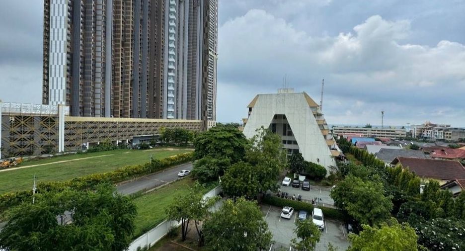 For sale 2 bedrooms apartment in Bang Lamung, Chonburi