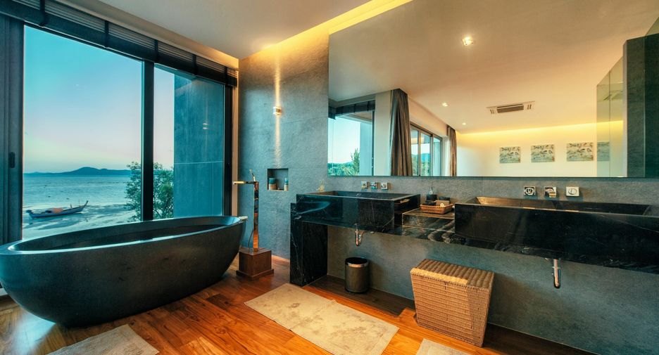 For sale and for rent 3 bedrooms villa in Mueang Phuket, Phuket