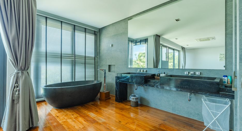 For sale and for rent 3 bedrooms villa in Mueang Phuket, Phuket