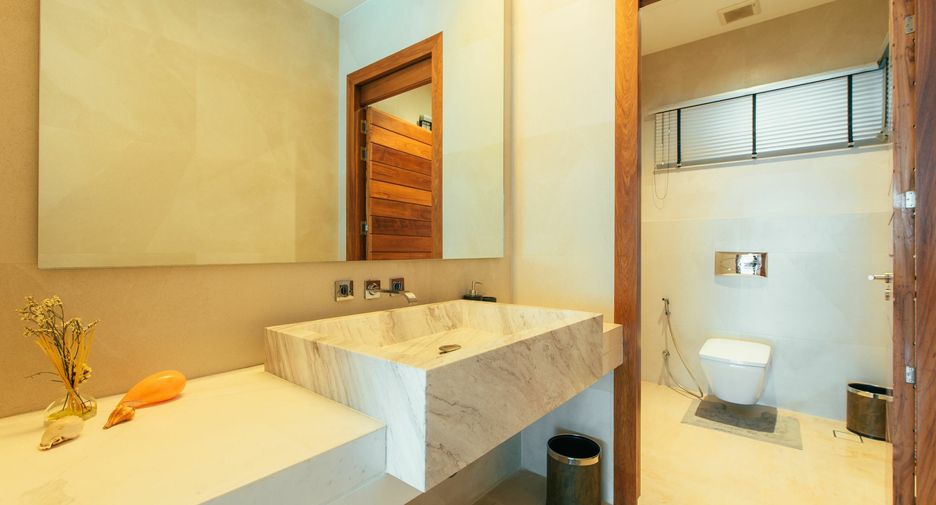 For sale and for rent 3 bedrooms villa in Mueang Phuket, Phuket