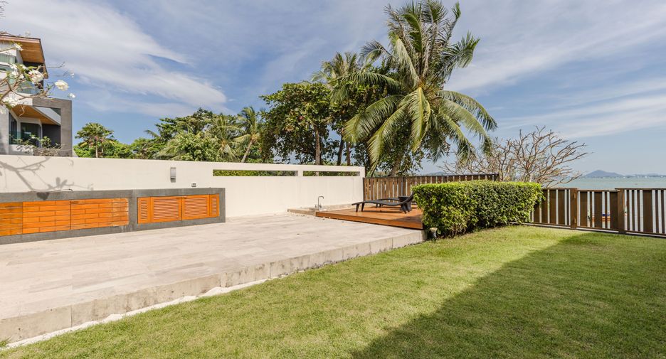 For sale and for rent 3 bedrooms villa in Mueang Phuket, Phuket
