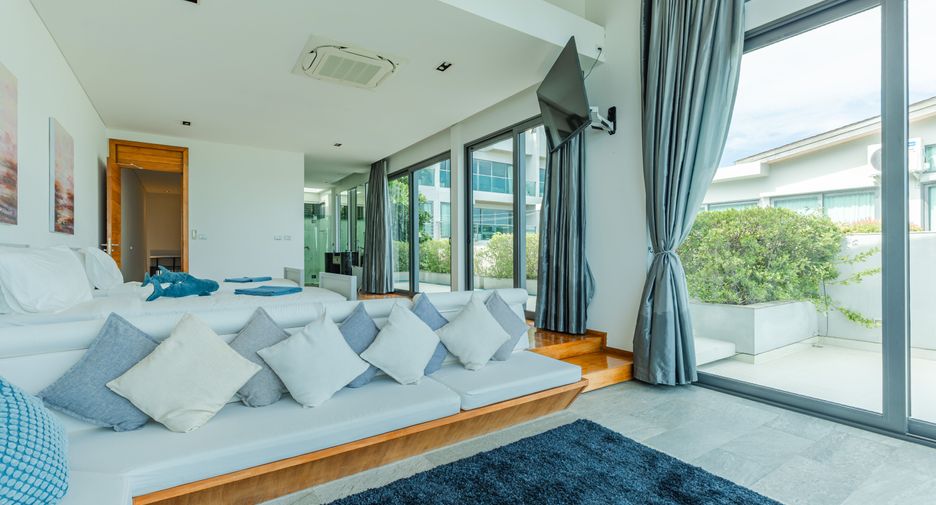 For sale and for rent 3 bedrooms villa in Mueang Phuket, Phuket