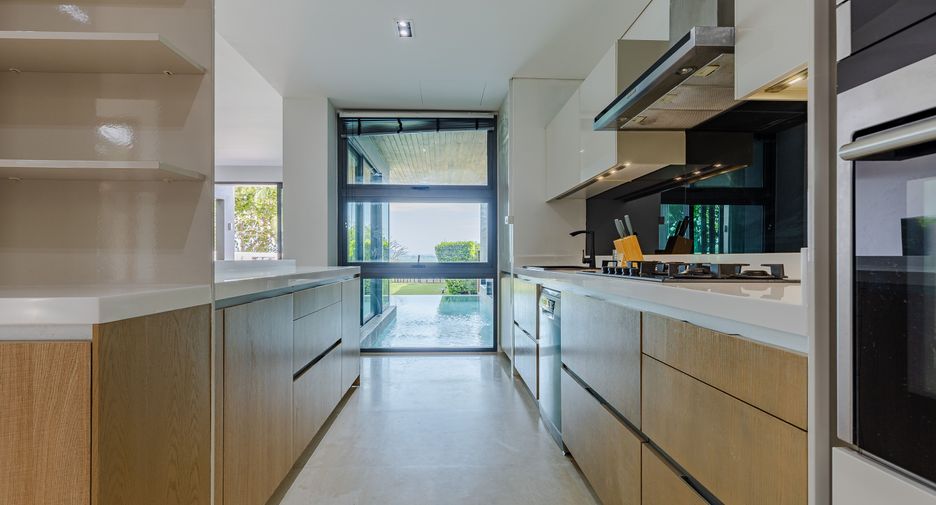 For sale and for rent 3 bedrooms villa in Mueang Phuket, Phuket