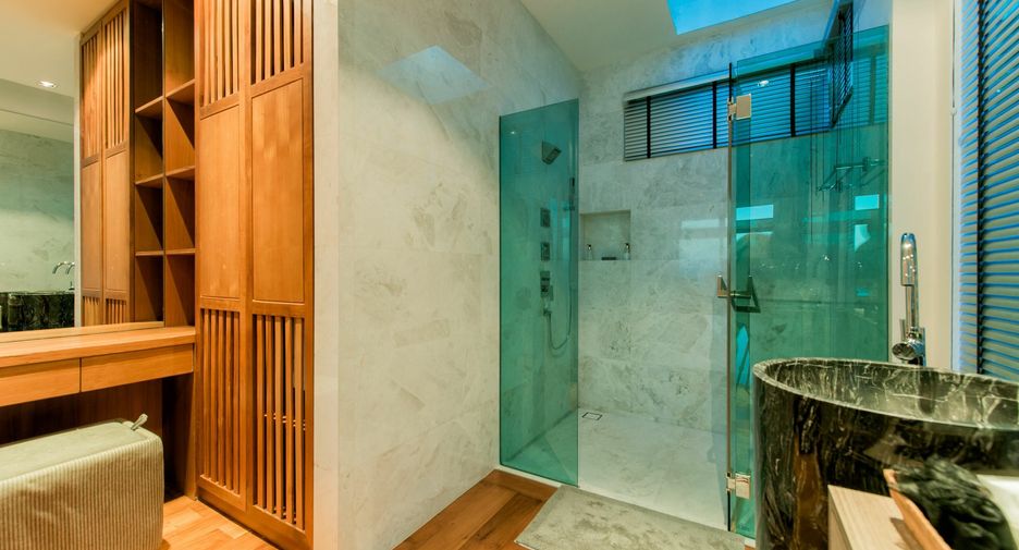 For sale and for rent 3 bedrooms villa in Mueang Phuket, Phuket