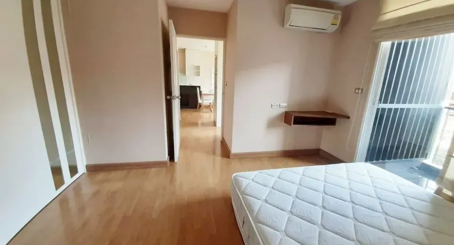 For sale and for rent 1 bed condo in Phra Khanong, Bangkok