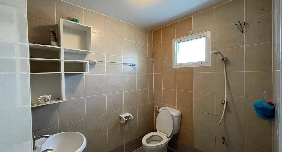 Продажа 4 спальни дом в Сан Саи, Чианг Маи